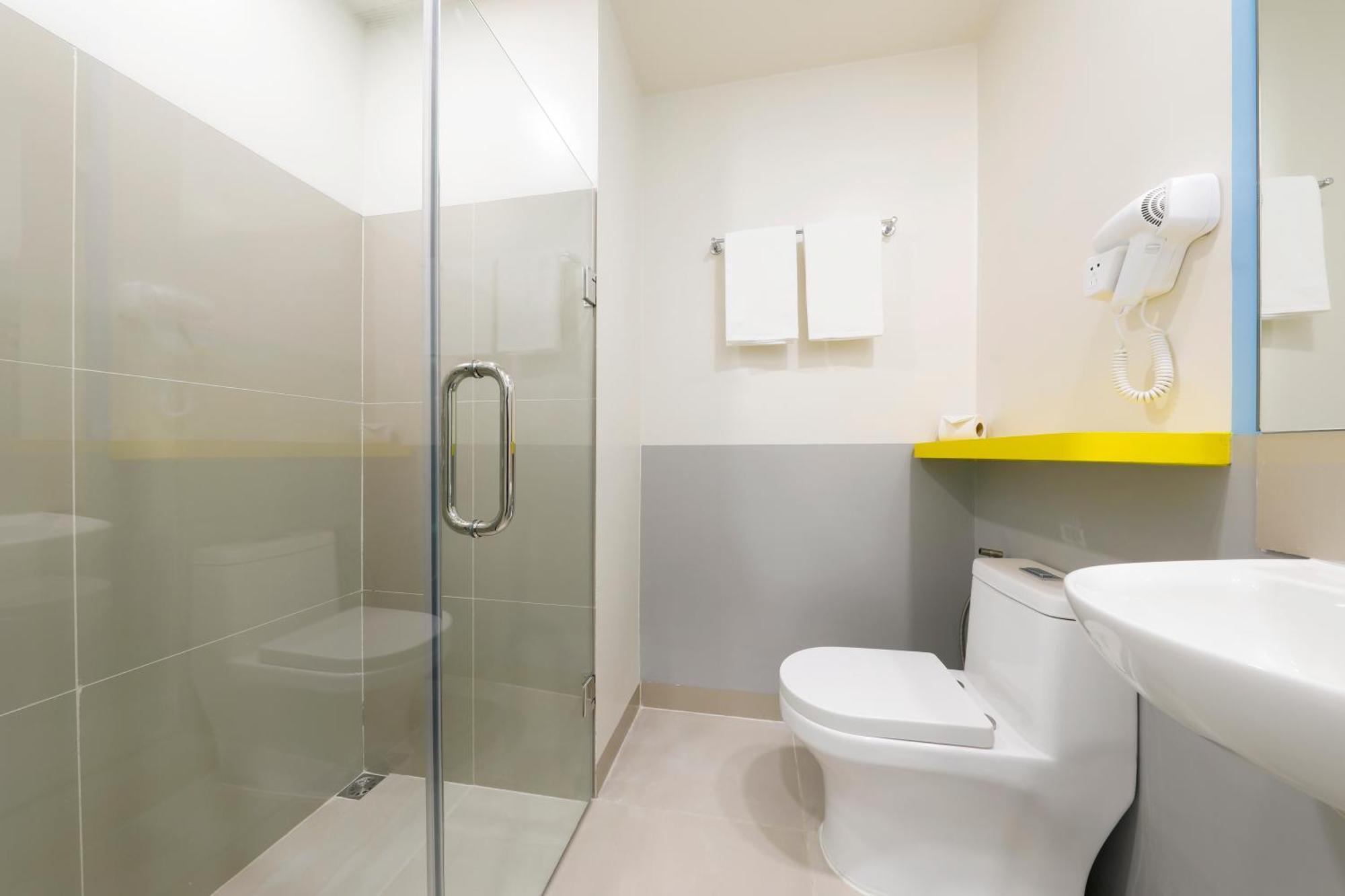 Hop Inn Hotel North Edsa Кесон-Сити Номер фото