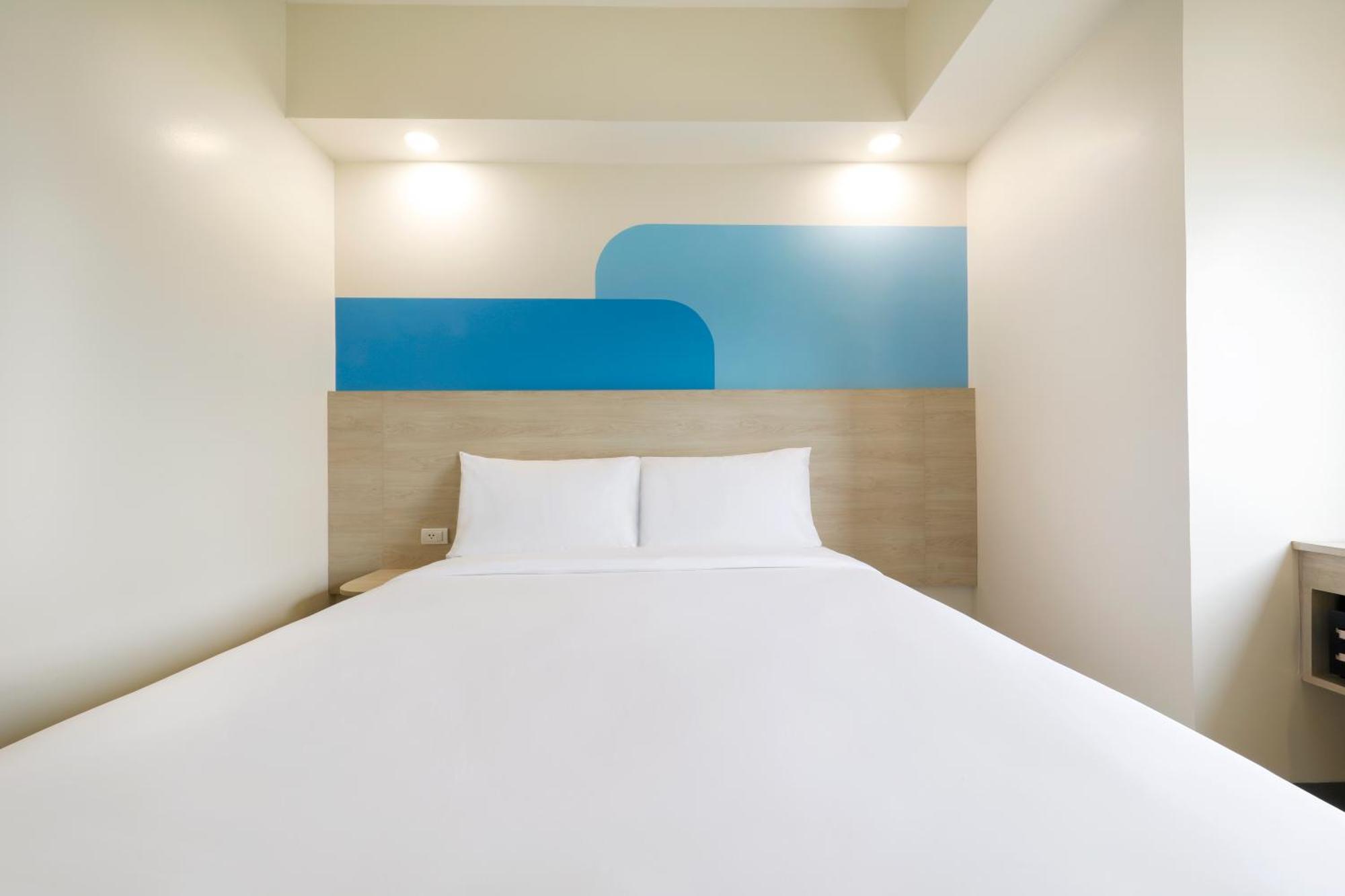 Hop Inn Hotel North Edsa Кесон-Сити Экстерьер фото